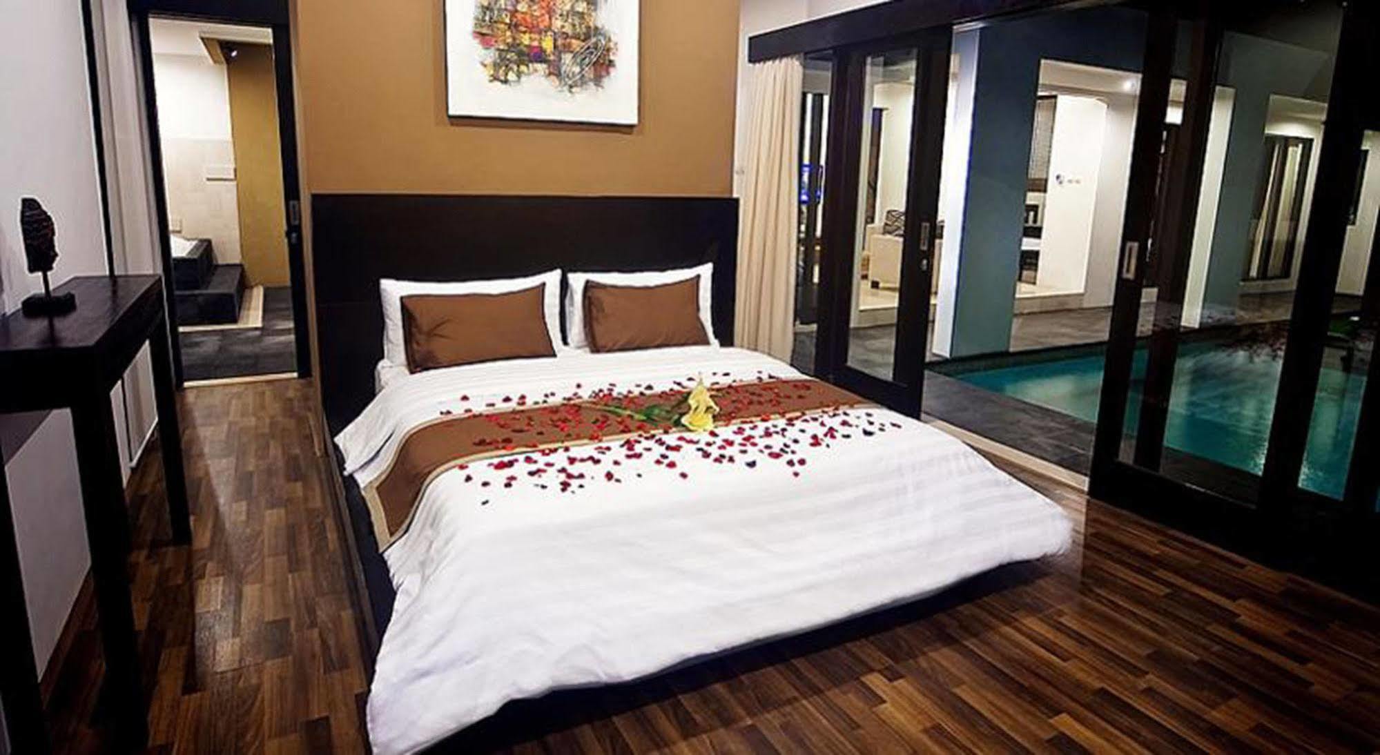 The Adnyana Villas & Spa เดนปาซาร์ ภายนอก รูปภาพ