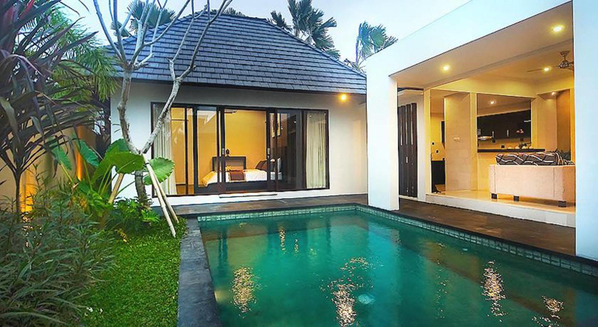The Adnyana Villas & Spa เดนปาซาร์ ภายนอก รูปภาพ