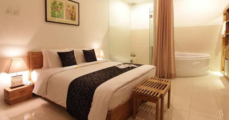 The Adnyana Villas & Spa เดนปาซาร์ ภายนอก รูปภาพ